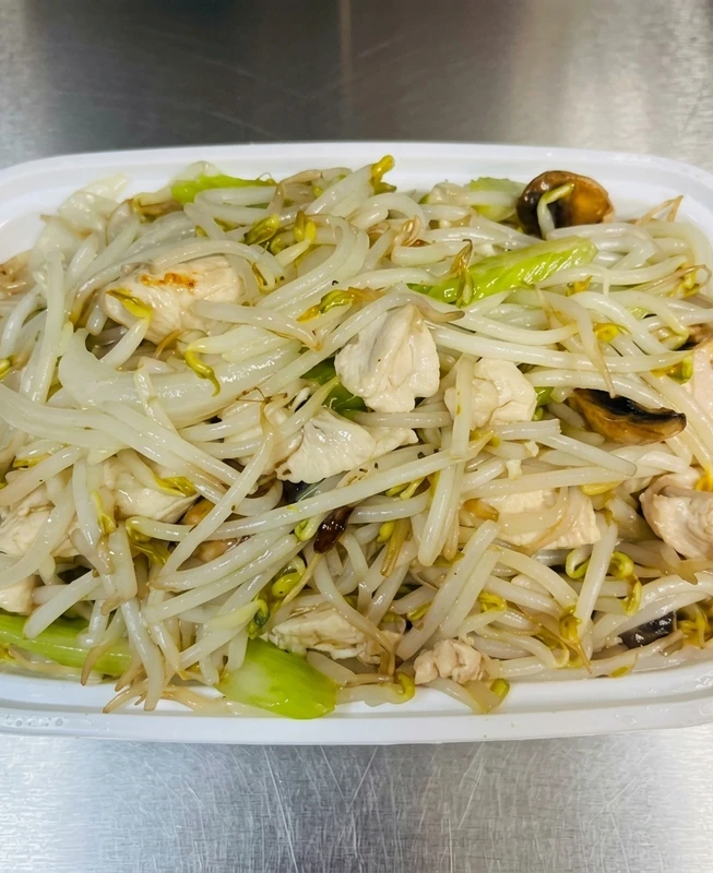 Chicken Chow Mein at Spring Wok Express - wok-fried noodles with chicken and vegetables, Stoney Creek